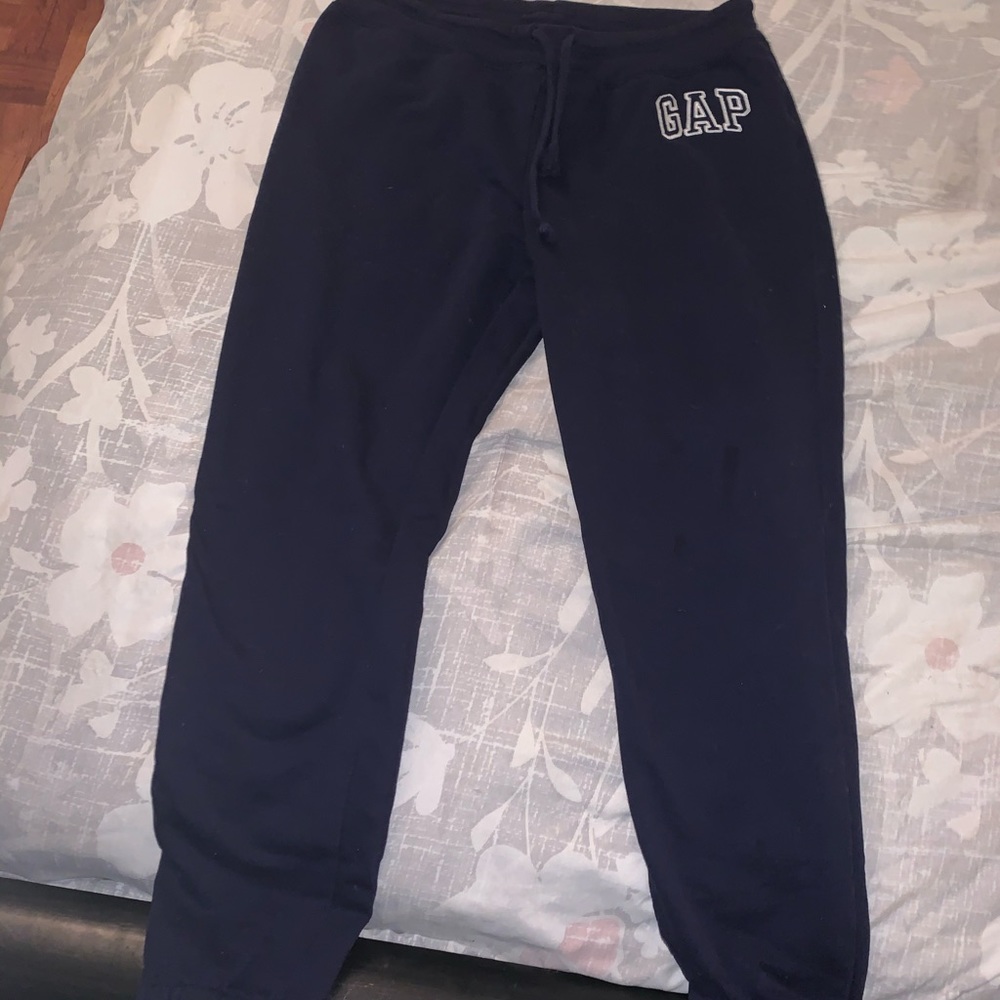Gap women’s sweatpants